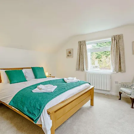 5 Bed In Outgate And Tarn Hows Llh55 Holiday home
