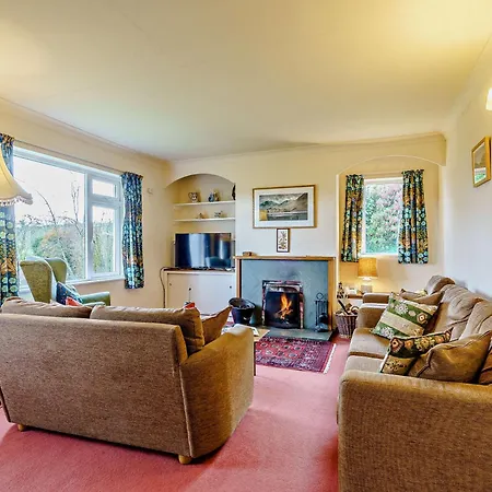 5 Bed In Outgate And Tarn Hows Llh55 Holiday home *