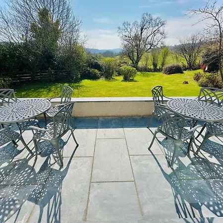 5 Bed In Outgate And Tarn Hows Llh55 * Hawkshead