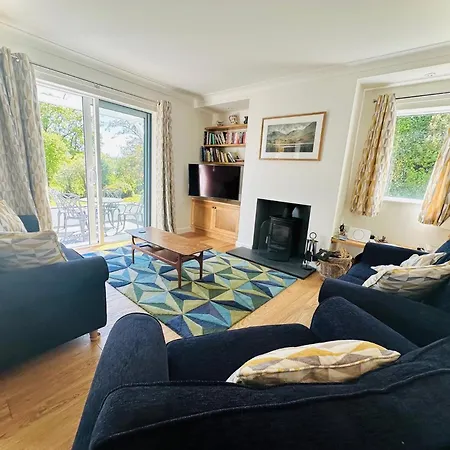 5 Bed In Outgate And Tarn Hows Llh55 Hawkshead