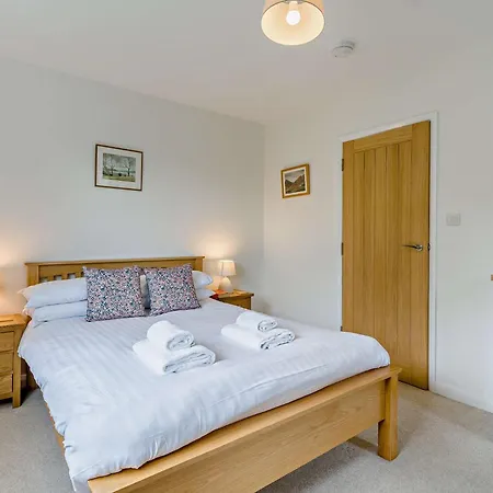 5 Bed In Oc-llh55 * Hawkshead