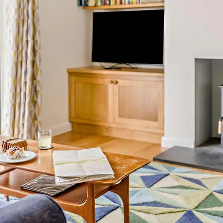 5 Bed In Oc-llh55 * Hawkshead