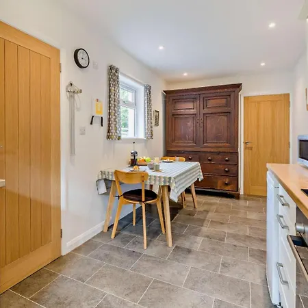 5 Bed In Oc-llh55 Nyaraló